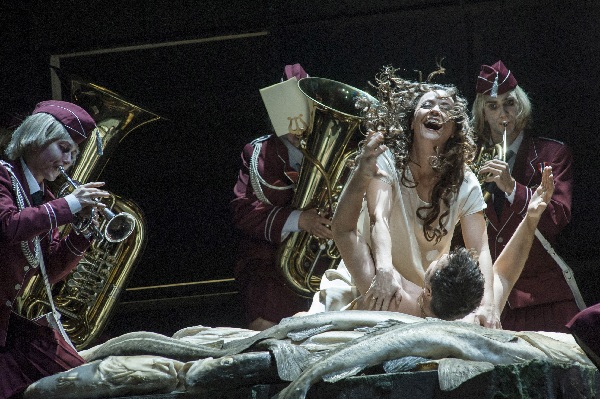 Evelyn Herlitzius, Lady Macbeth, Maxim Aksenov, Sergej, Foto Marcus, Lieberenz