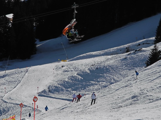 Wilder Kaiser, rote Piste Richtung Ellmau
