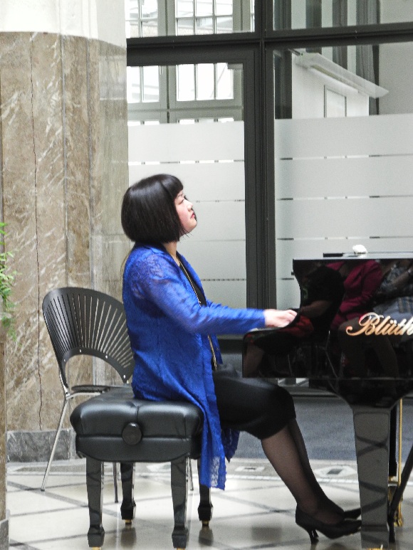 Pianistin Jin Tang, Foto Ursula Wiegand