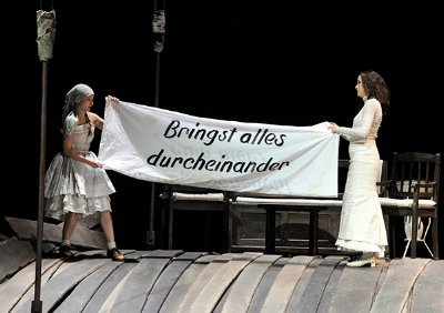 Burgtheater W Schelesnowa__AlinaFritsch_SabineHaupt~1