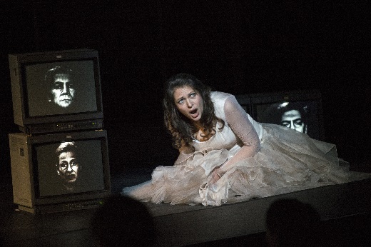 Deutsche Oper, Tatiana Serjan als Aida, Foto Marcus Lieberenz