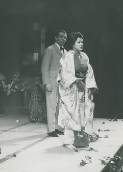 Mario ZANASI und Antonietta STELLA in Madame Butterfly an der MET