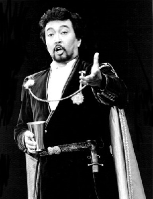 Otoniel GONZAGA als Rifgoletto-Herzog