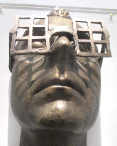 Man Ray Maske vorne x~1