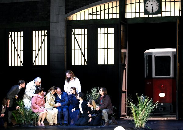 Figaro Szene Mit Straßenbahn X~1