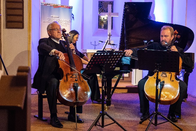 david geringas und povilas jacunskas, beide cello, indre baikstyte, klavier, copyright geert maciejewski
