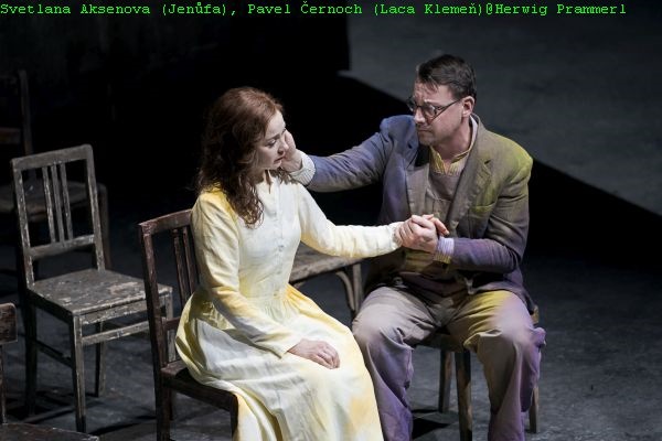 20859 jenufa 075