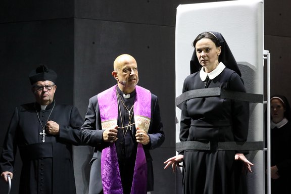 die teufel von loudun bayerische staatsoper