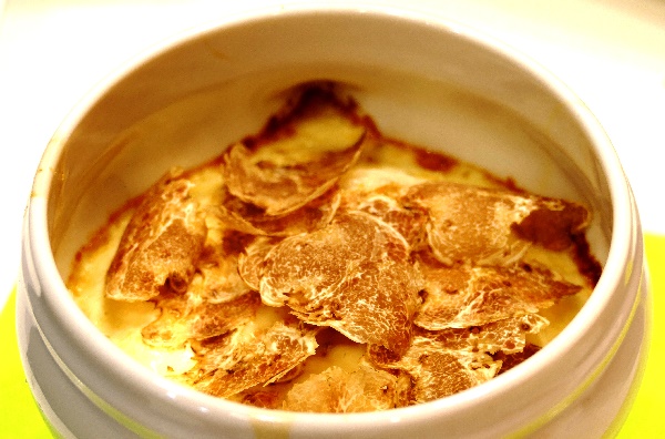 anuga 23 (8) uovo in cocotte bei inalpi foto andrea matzker p5420809