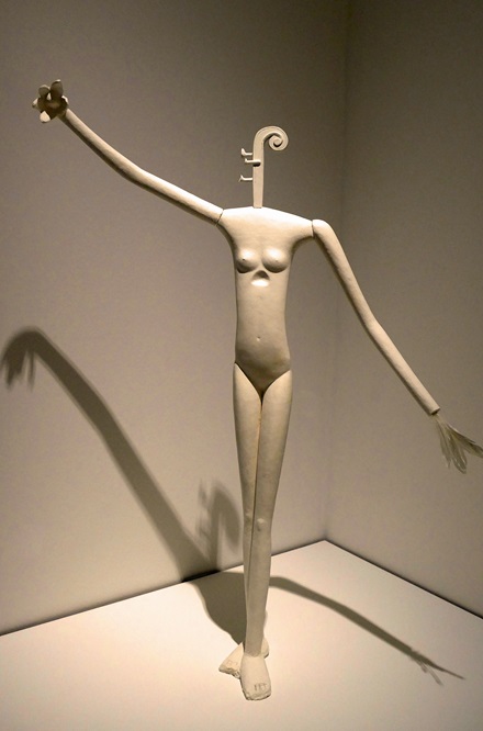 giacometti 2 mannequin 1933 foto andrea matzker p5610660ad