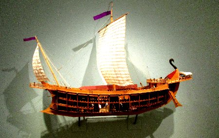02 hirst schiff i xx mg 9085~1