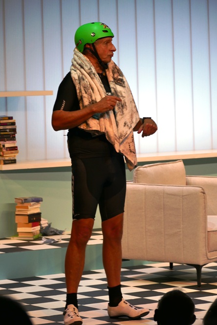 theater am dom ingolf lück als sportlich verjüngter foto andrea matzker p5780239