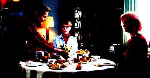 14 ffilm ather mother due f rauenother still (c)vaguenotion2024 photo yori ccck le saux 295px