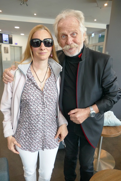 joana zimmer in köln und henning krautmacher zusammen laut premiere foto andrea matzker p5850205