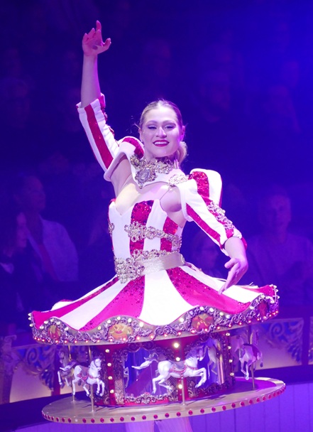 premiere 5 roncalli köln 10.4.2026 schönheit und liebreiz foto andrea matzker p5850098